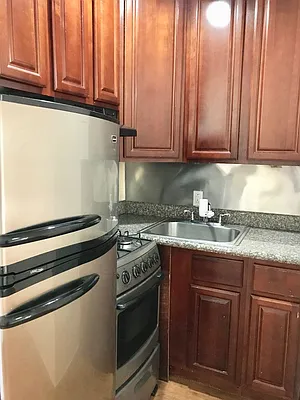 Rented by Zjama Realty Corp | media 15