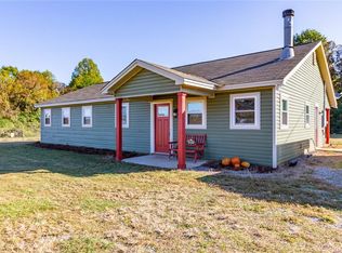 795 Guy Rd, Marbury, AL 36051