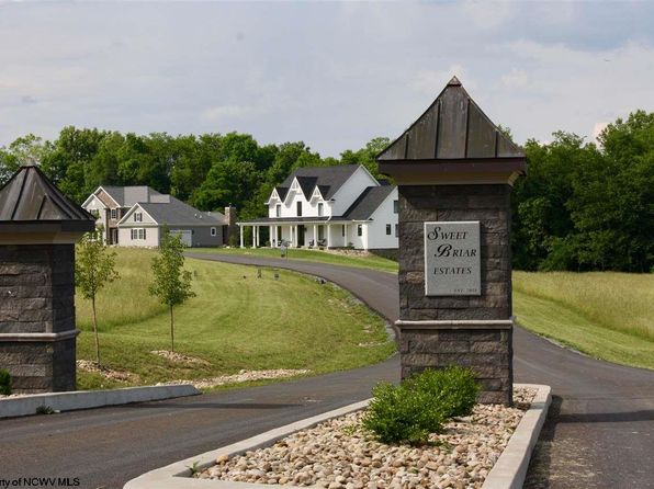 15 Belgian Ln LOT 1, Morgantown, WV 26508