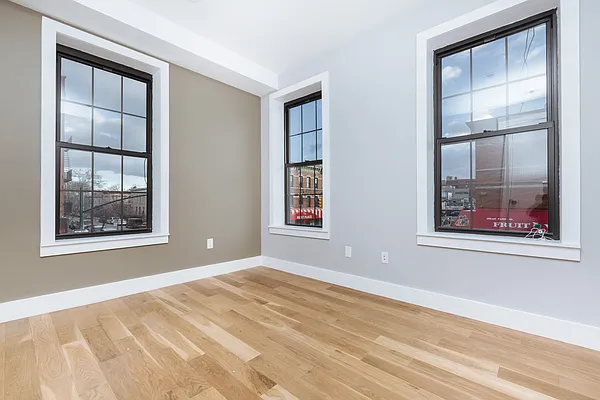 Rented by Nooklyn NYC LLC | media 31