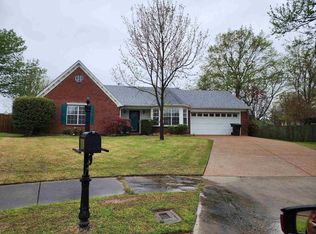 255 Windy Ridge Cv, Collierville, TN 38017
