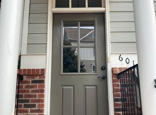601 Lexington Vlg #601, Peachtree City, GA 30269