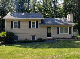 6152 Brinkley Park Dr, Belews Creek, NC 27009