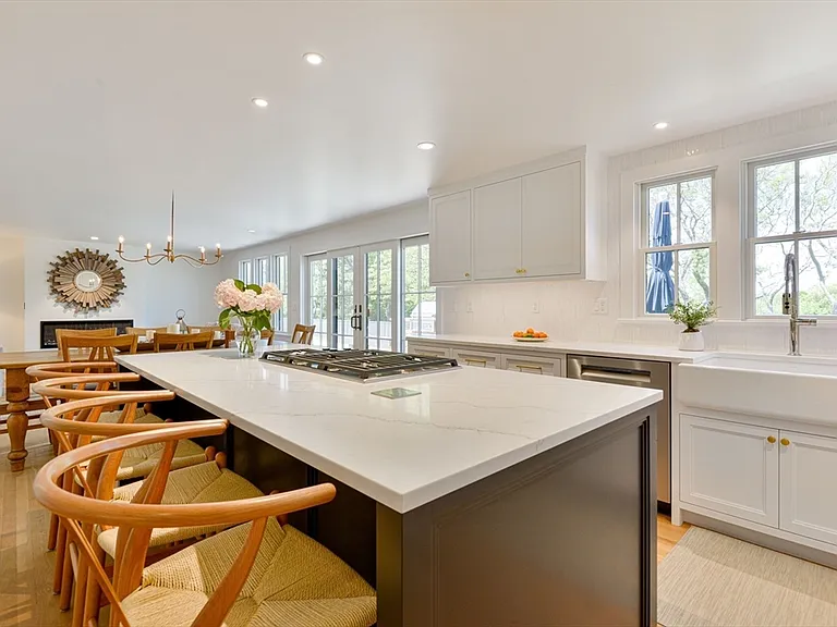 8 Burnt Swamp Ln — Photo 10