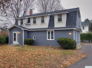 57 Violet Pl, Rhinebeck, NY 12572