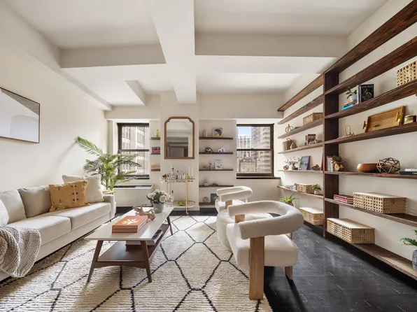 20 Pine Street image 1 of 10