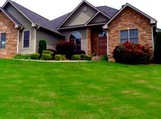 802 Sweetgrass Ct, Demorest, GA 30535