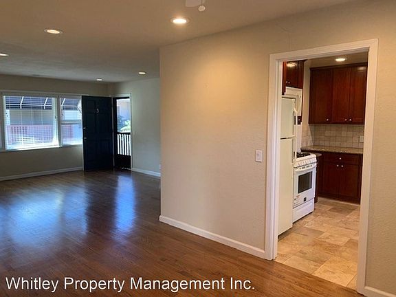5th image of 240 Ravenswood Ave APT 3