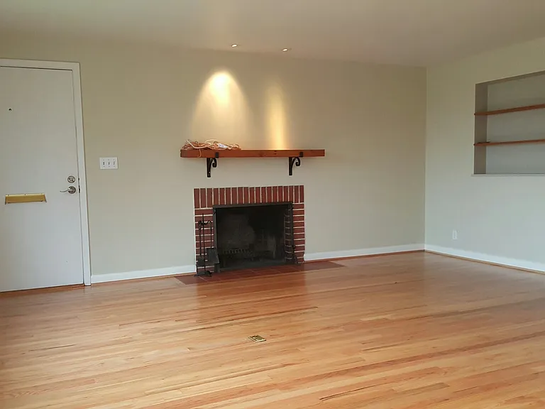 4308 2nd Ave NW — Photo 3