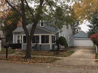 354 Oak St, Hampshire, IL
