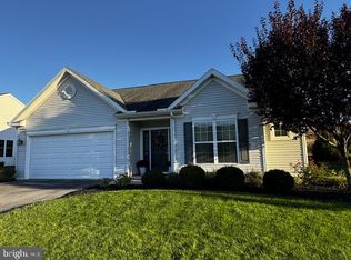 21 Cambridge Ln, Lewistown, PA 17044