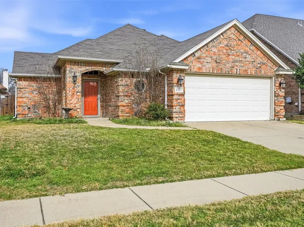 8217 Bowspirit Ln, Hurst, TX 76053