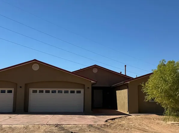 61 Marie St, Rio Communities, NM 87002