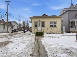 513 3rd Ave S, Grand Forks, ND 58201