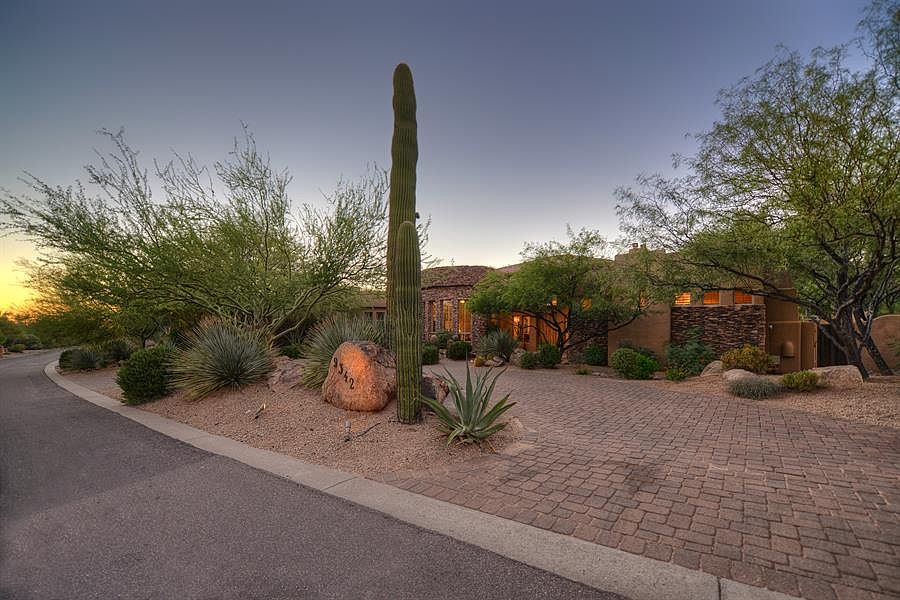 1st image of 9342 E Sands Dr