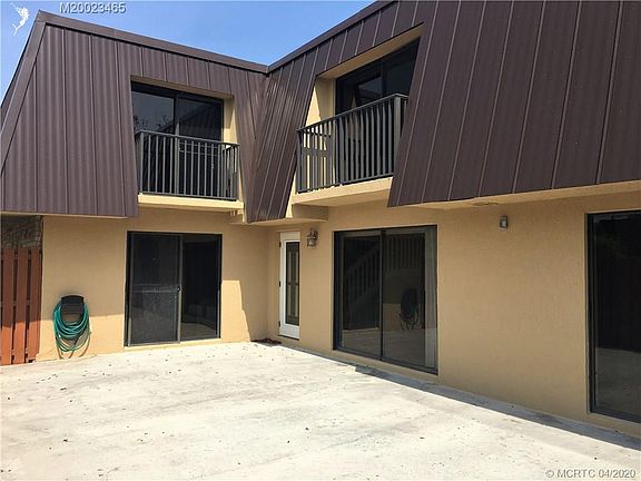 3rd image of 6115 SE Windsong Ln #1013
