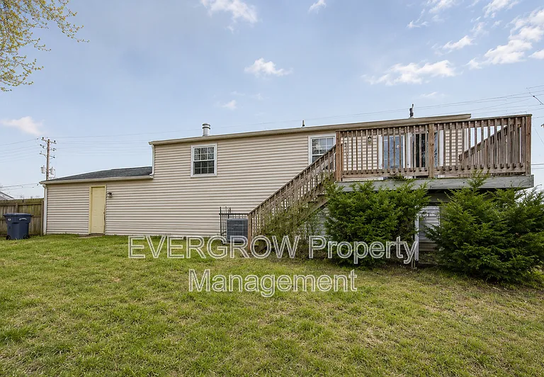 5310 Shelbyville Rd — Photo 29