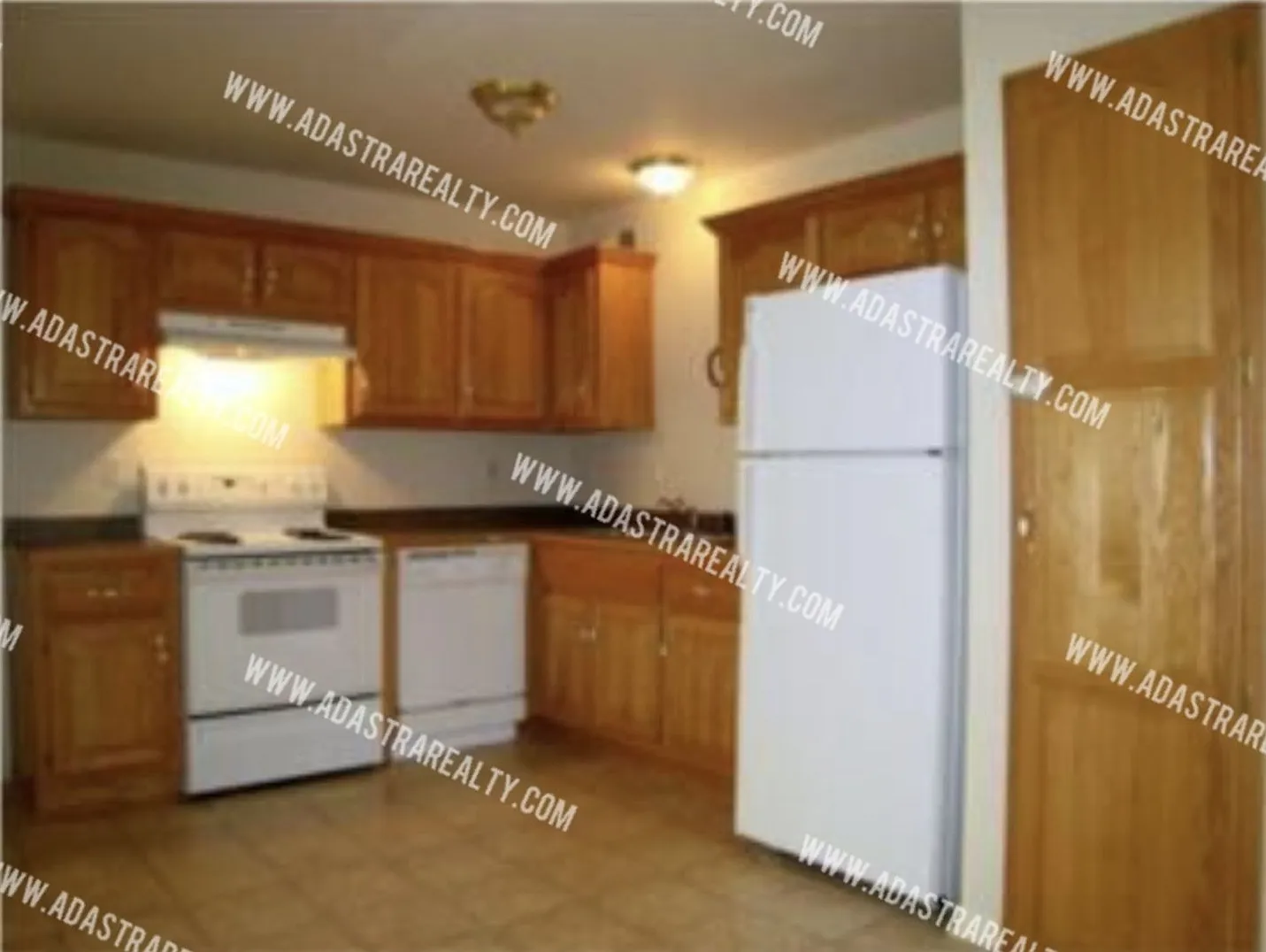 Beautiful and Spacious Louisburg Townhome-Available NOW!! — Photo 3