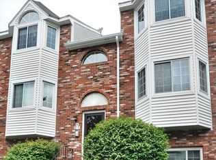 189 Tall Oaks Dr UNIT F, Weymouth, MA 02190
