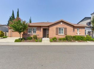 8051 Linda Isle Ln, Sacramento, CA