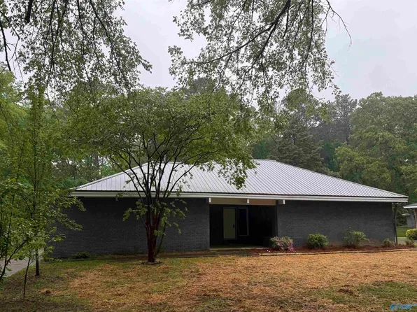 508 Mary St, Centre, AL 35960