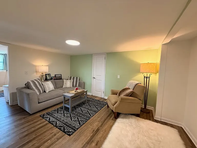 209 Willow Ln #2 — Photo 11