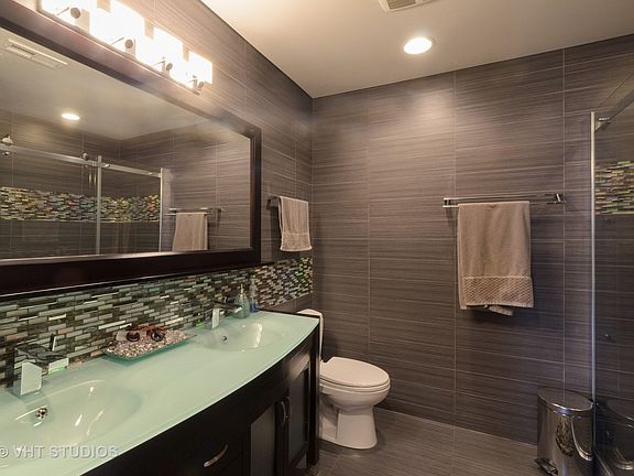 5th image of 3105 Toulon Dr APT E2