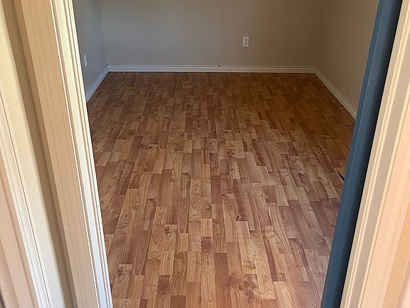 3rd image of 510 Walnut Ave