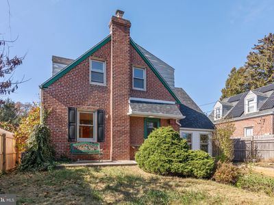 7806 Ridge Ave, Philadelphia, PA, 19128