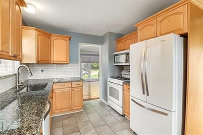 2nd image of 1022 Symes Ct