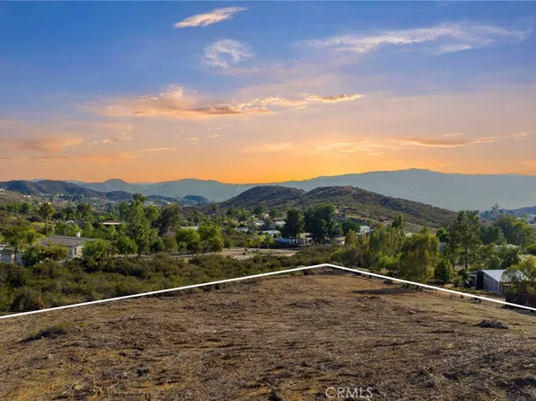 33590 Hayfield Cir #88, Wildomar, CA 92595