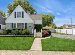 1500 Heidorn Ave, Westchester, IL 60154