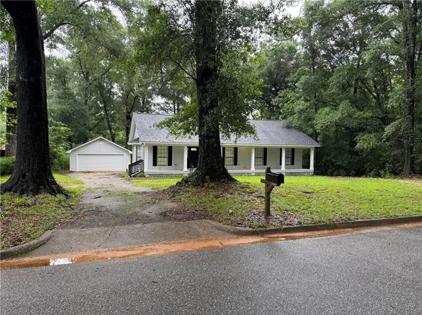 4066 Kingston Ct, Saraland, AL 36571