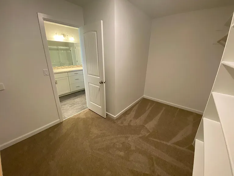 7200 Cheryl Ct — Photo 17