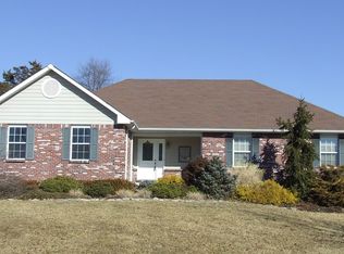 125 Bridgewater Chase Ln, Villa Ridge, MO 63089