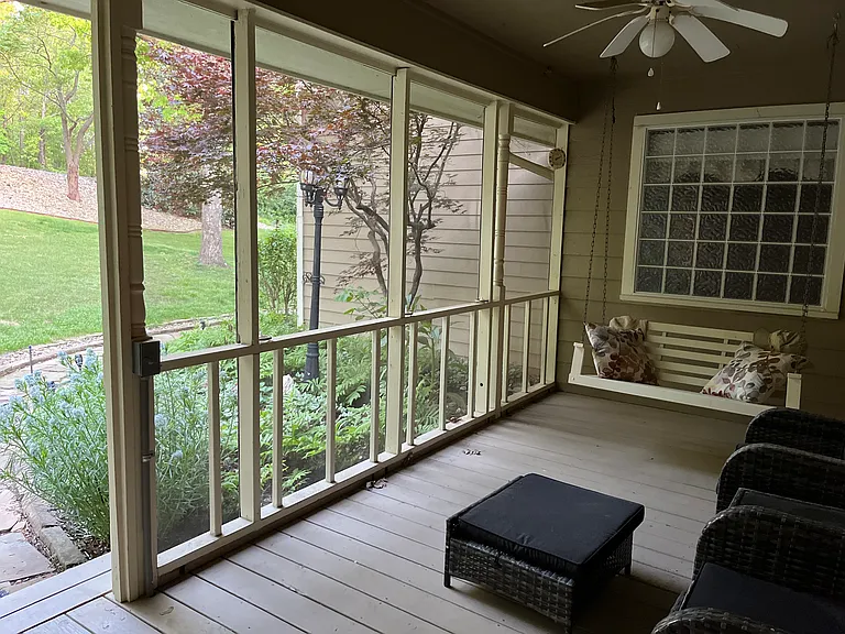 11950 Oak Hills Dr — Photo 15