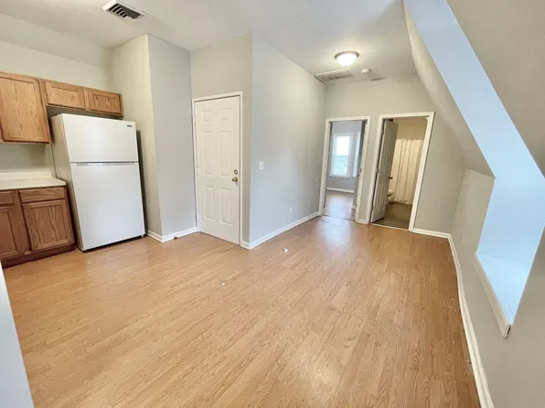 Lafayette Place, 1718-34 E Lafayette Pl #1734-03, Milwaukee, WI 53202