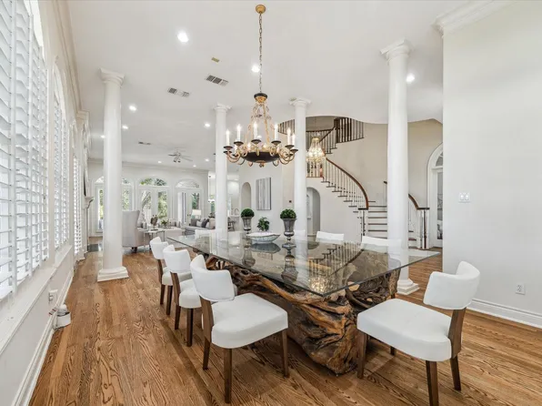38 Scotsmoor Ct, Sugar Land, TX 77479