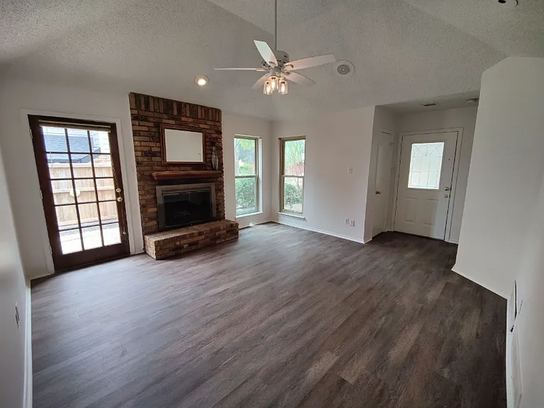 2833 Monet Pl — Photo 5