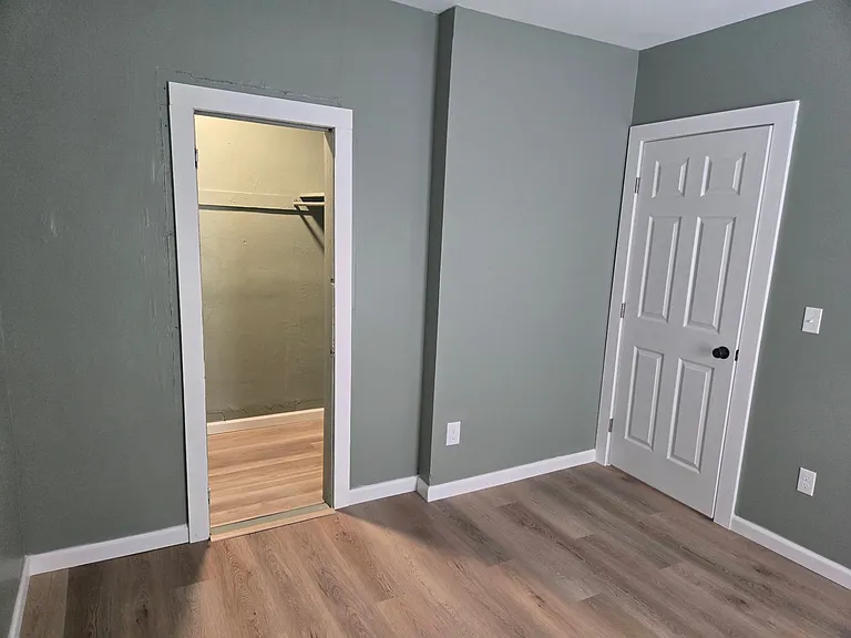164 Grove St #1S — Photo 9