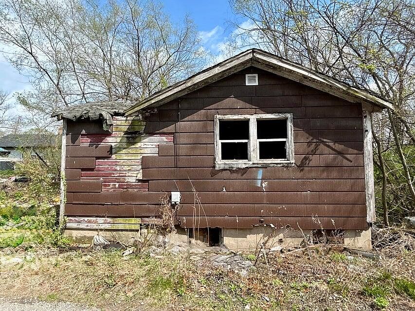 1st image of 4036 Johnson St