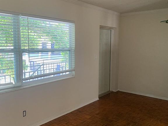 4th image of 730 1/2 3rd Ave S APT 7
