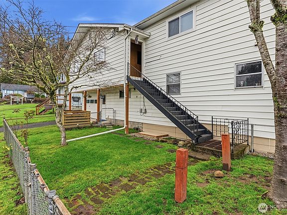 4th image of 180 2nd Street