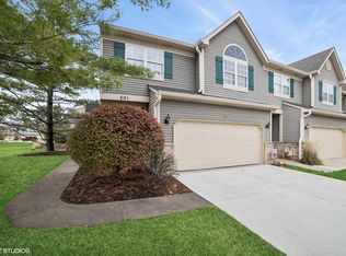 201 Dunridge Cir, Dundee, IL 60118