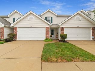221 Homeshire Cir, Wentzville, MO 63385