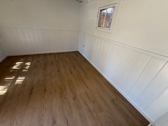 5th image of 885 James Ave #10