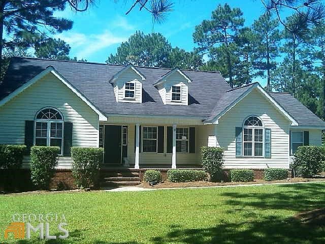 1st image of 1505 Country Walk Dr
