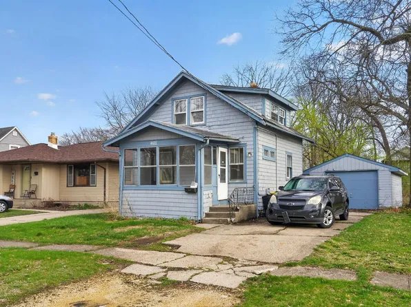 1126 Ashland Ave, Rockford, IL 61101