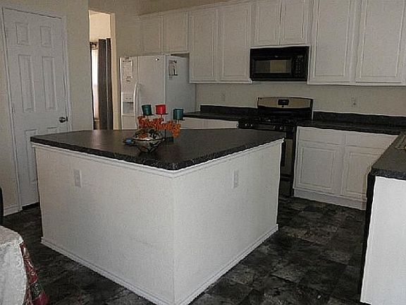 5th image of 4203 Bayside Ct