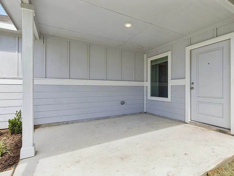 3108 Lynmar Ln — Photo 5